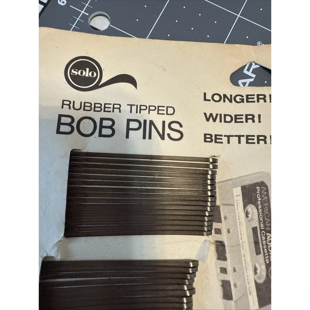 Solo Rubber Tipped Bob Pins Plastic Coated With Nylon 120 Pc Vintage 1970